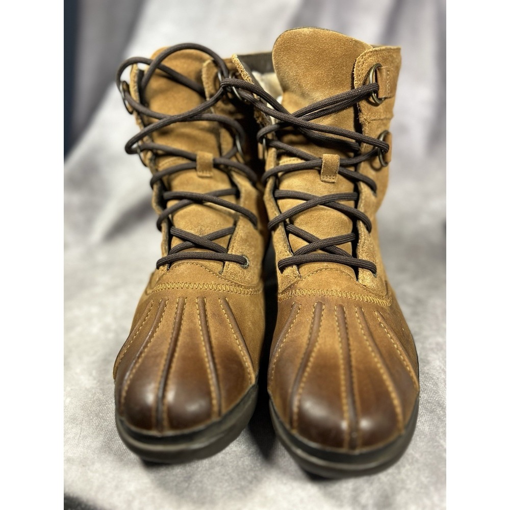 UGG Azaria Waterproof Duck Boots Women's 9 Brown Leather Suede Lace Up